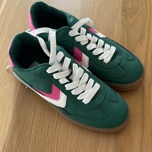 Brand new dolce vita sneakers